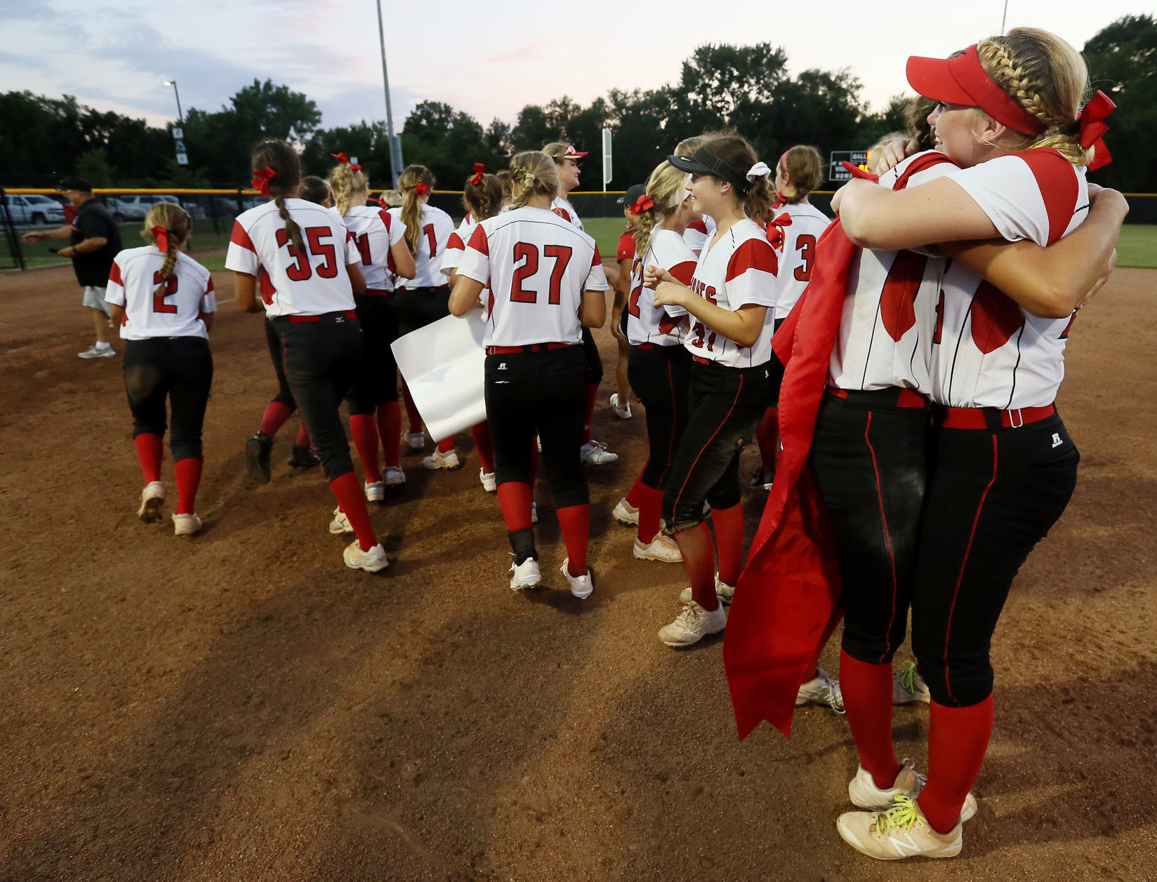 070918-softball-final-015